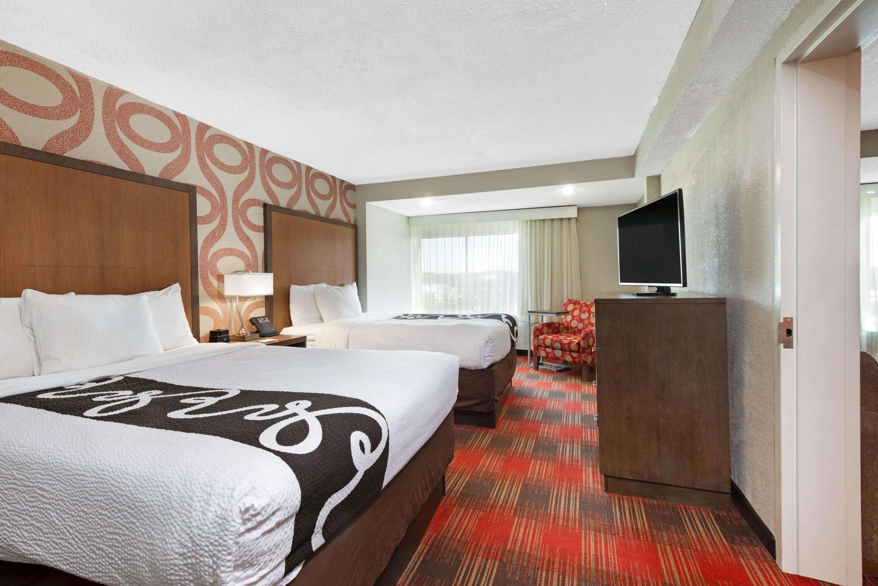 La Quinta Inn & Suites By Wyndham Dc Metro Capital Beltway Кепитъл Хайтс Екстериор снимка