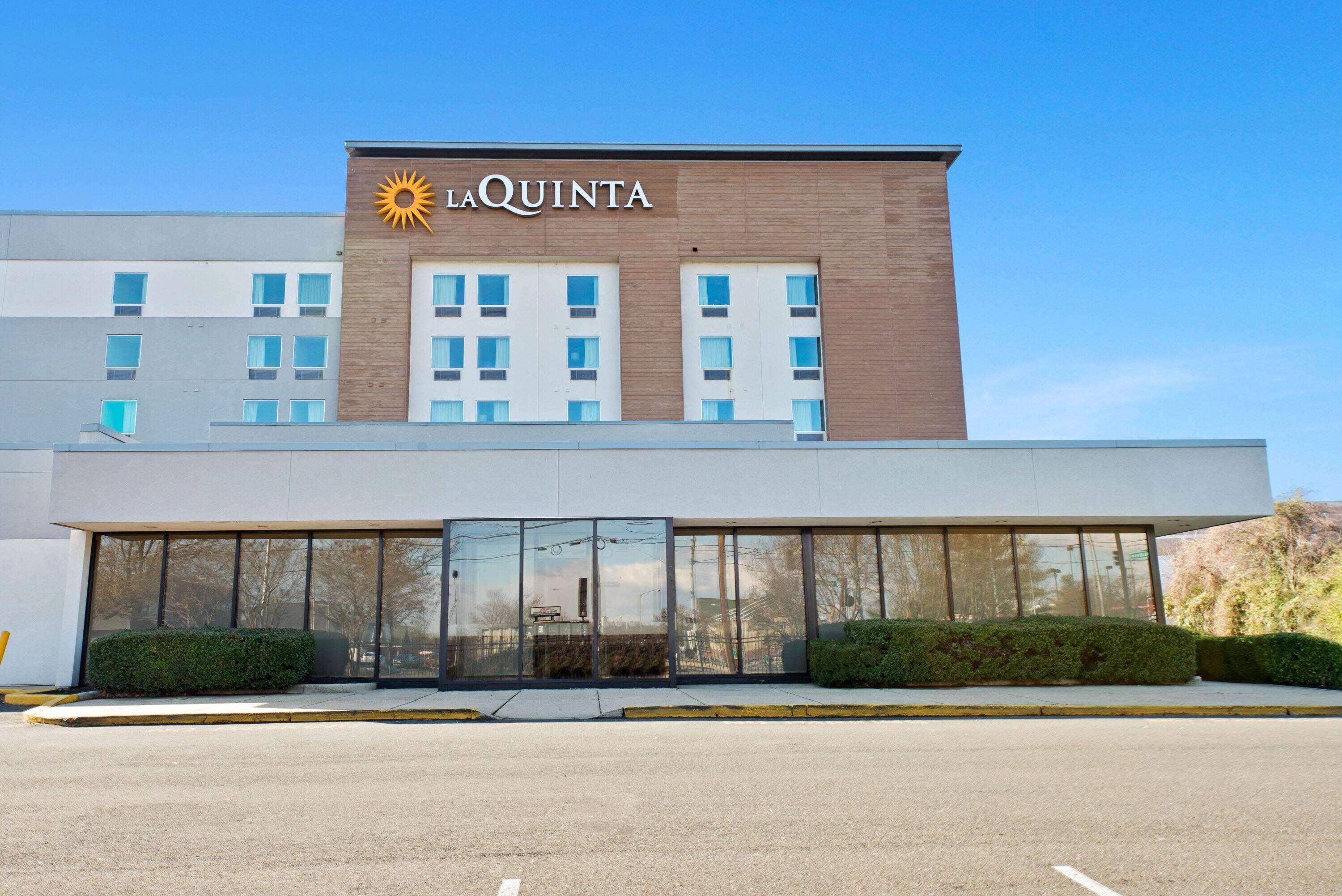 La Quinta Inn & Suites By Wyndham Dc Metro Capital Beltway Кепитъл Хайтс Екстериор снимка