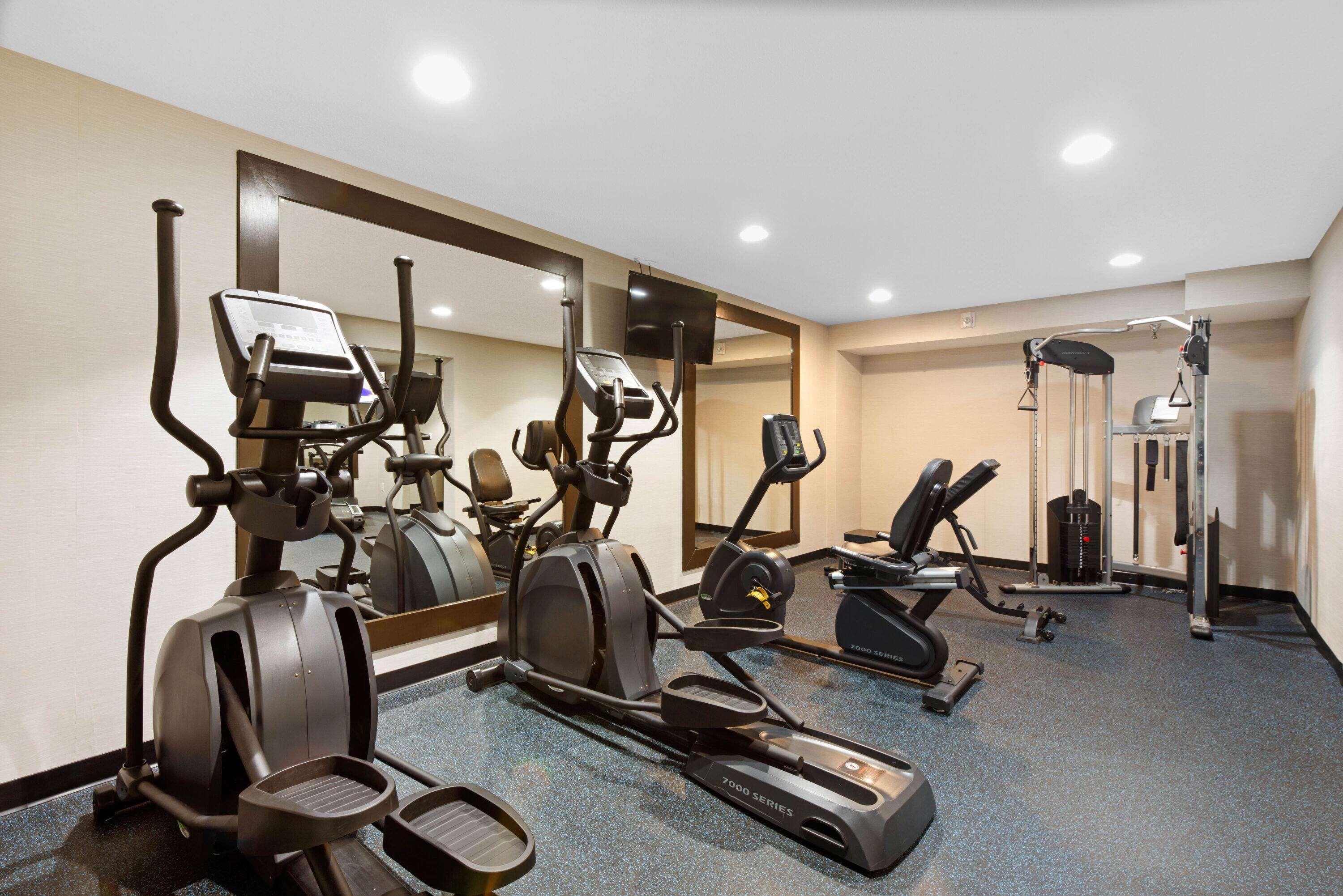 La Quinta Inn & Suites By Wyndham Dc Metro Capital Beltway Кепитъл Хайтс Екстериор снимка