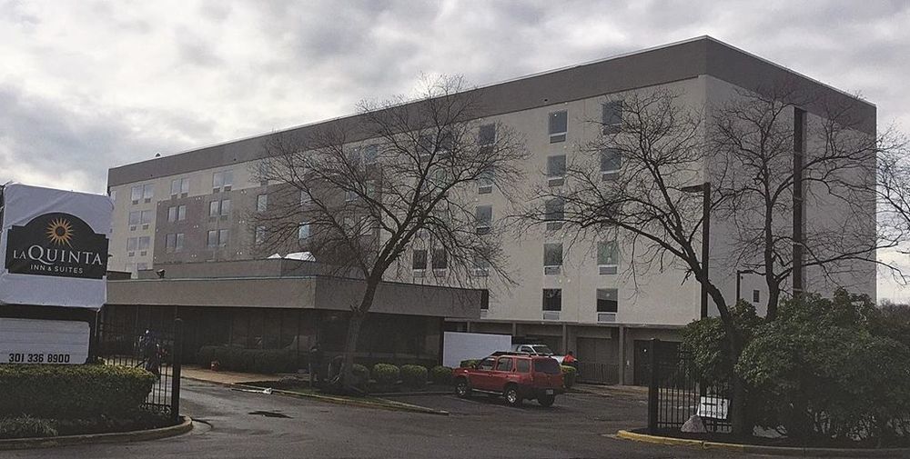 La Quinta Inn & Suites By Wyndham Dc Metro Capital Beltway Кепитъл Хайтс Екстериор снимка