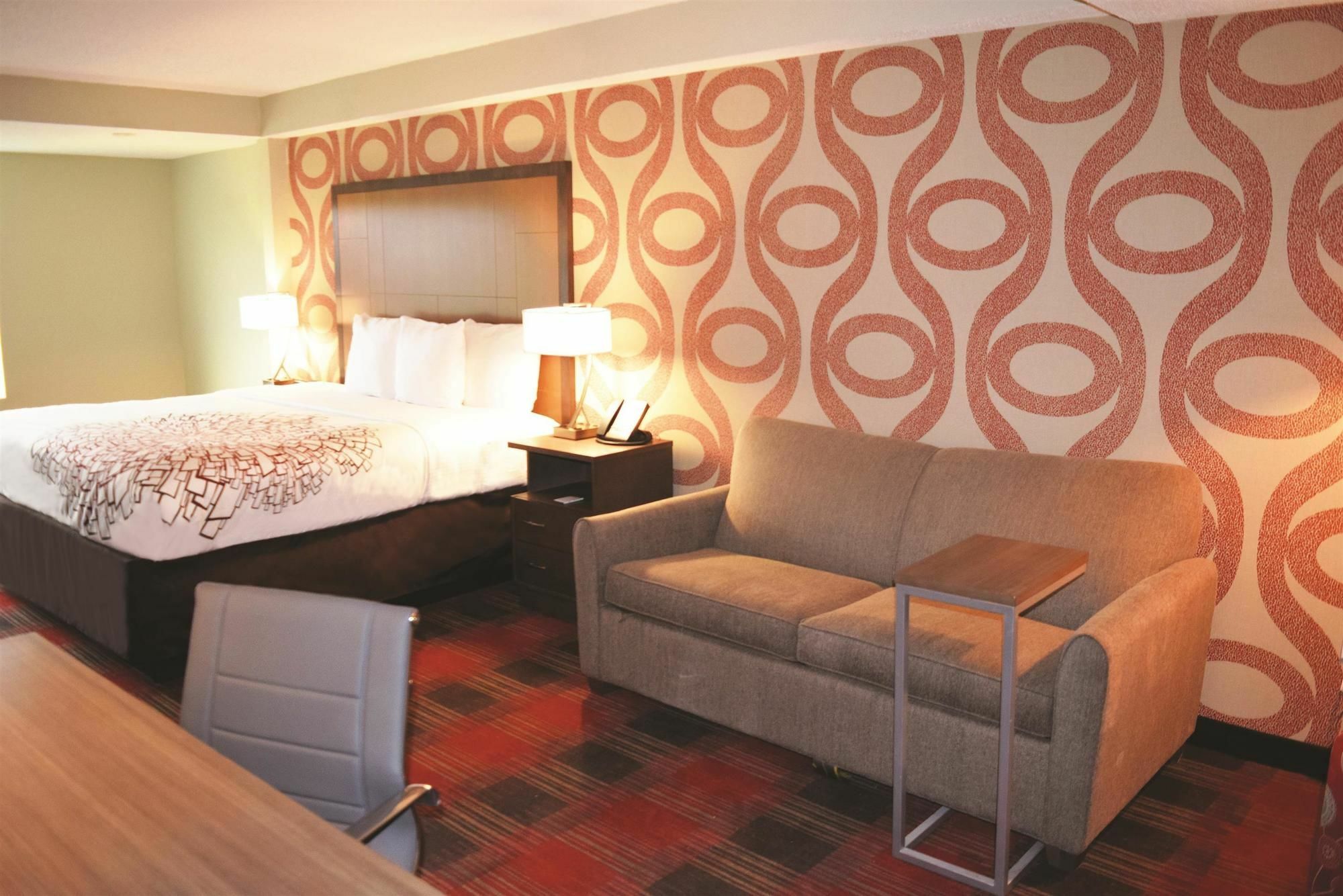La Quinta Inn & Suites By Wyndham Dc Metro Capital Beltway Кепитъл Хайтс Екстериор снимка